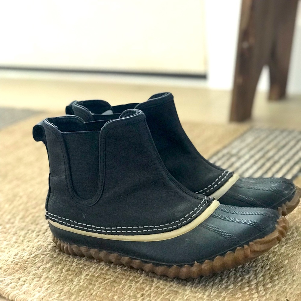 Sorel duck boots upper leathers. Sz 7